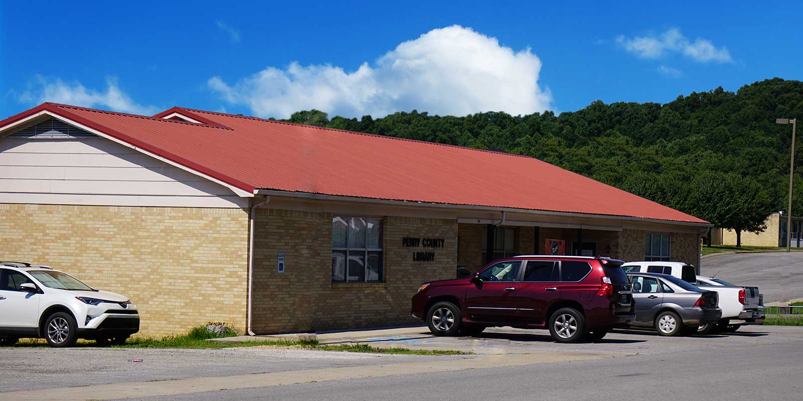 Linden Library  <br /> 104 College Avenue <br /> Linden, TN 37096